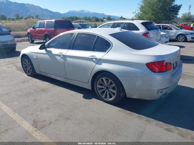 45144029 :رقم المزاد ، WBA5A5C50ED505413 vin ، 2014 Bmw 528i مزاد بيع