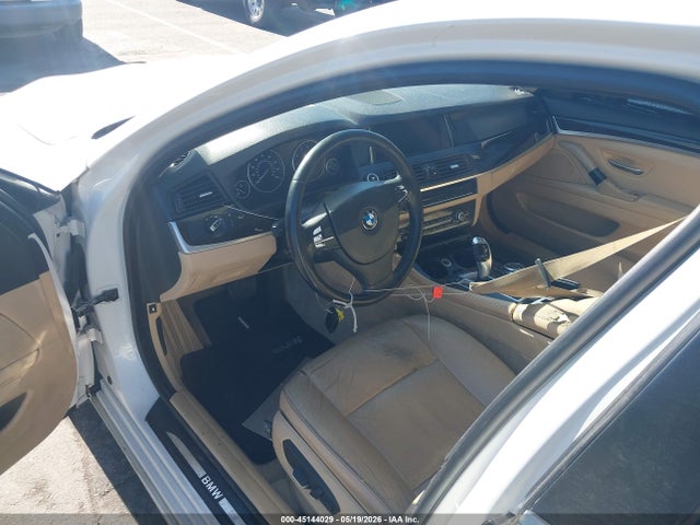 45144029 :رقم المزاد ، WBA5A5C50ED505413 vin ، 2014 Bmw 528i مزاد بيع