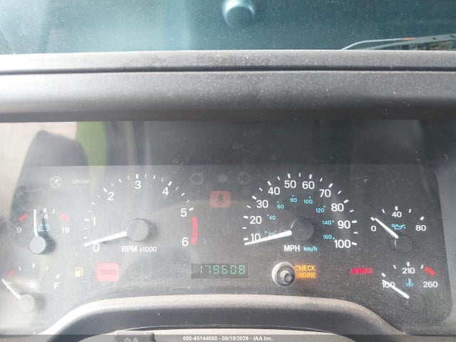 1998 Jeep Wrangler Se მანქანა იყიდება აუქციონზე, vin: 1J4FY29P8WP752912, აუქციონის ნომერი: 45144050