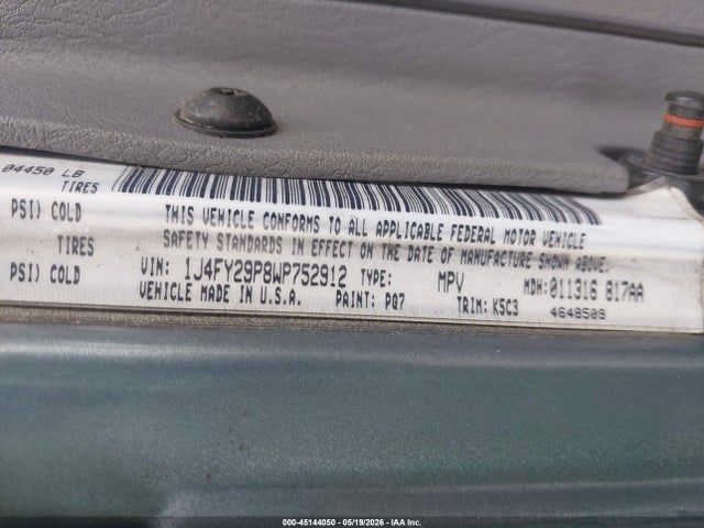 1998 Jeep Wrangler Se მანქანა იყიდება აუქციონზე, vin: 1J4FY29P8WP752912, აუქციონის ნომერი: 45144050