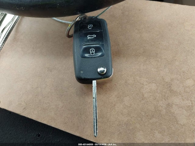 Продаж на аукціоні авто 2012 Volkswagen Eos Komfort, vin: WVWBW7AH8CV000176, номер лоту: 45144059