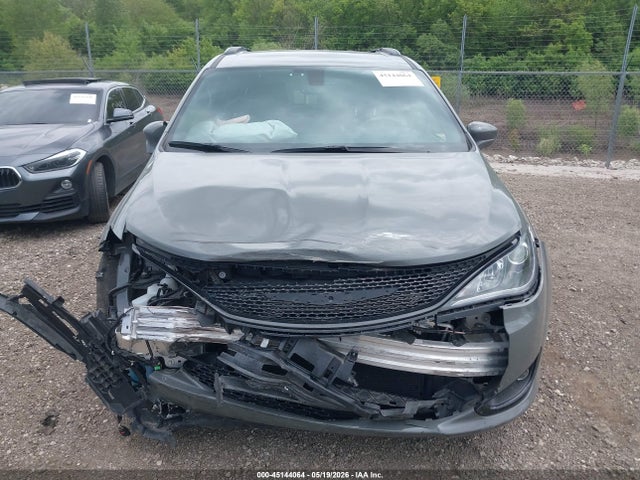 Продаж на аукціоні авто 2020 Chrysler Pacifica Touring L, vin: 2C4RC1BG2LR281890, номер лоту: 45144064