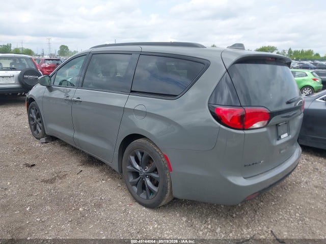Продаж на аукціоні авто 2020 Chrysler Pacifica Touring L, vin: 2C4RC1BG2LR281890, номер лоту: 45144064