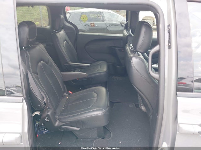 Продаж на аукціоні авто 2020 Chrysler Pacifica Touring L, vin: 2C4RC1BG2LR281890, номер лоту: 45144064