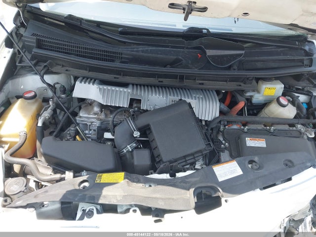 JTDKN3DU2F0419601 Toyota Prius Three