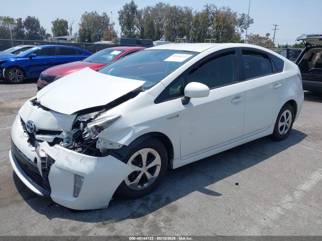 JTDKN3DU2F0419601 Toyota Prius Three