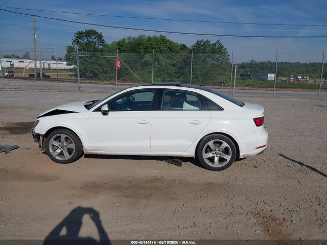Продаж на аукціоні авто 2017 Audi A3 2.0t Premium, vin: WAUAUGFF7H1042181, номер лоту: 45144176