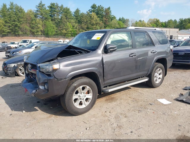 Toyota 4runner Sr5 Premium 2015 JTEBU5JR1F5225896 Image 2