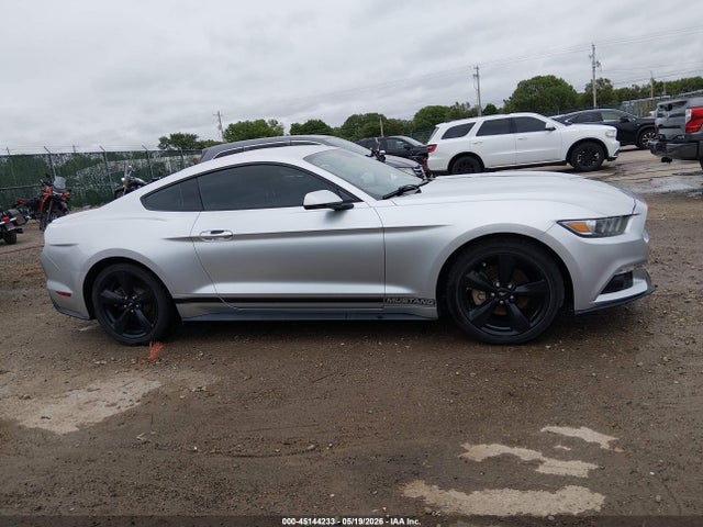 Ford Mustang Ecoboost 2015 1FA6P8TH6F5424161 Image 13