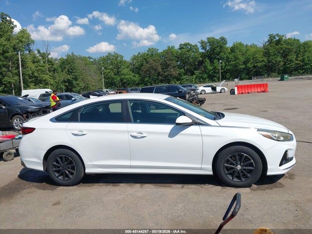Продажа на аукционе авто 2019 Hyundai Sonata Se, vin: 5NPE24AF7KH817093, номер лота: 45144257