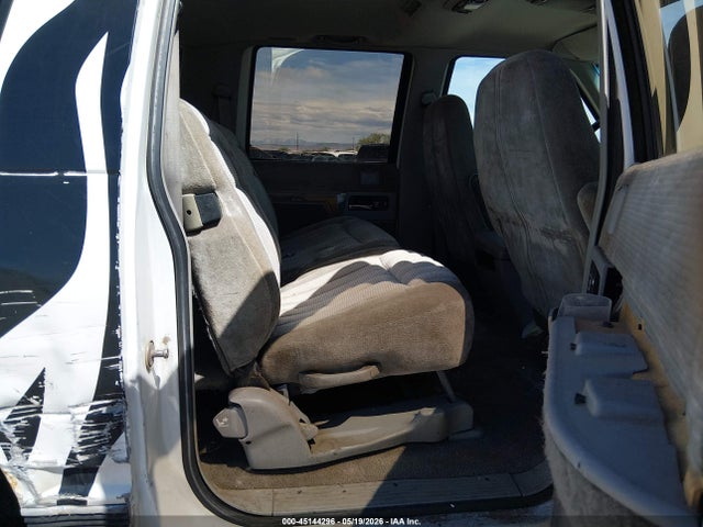 Продаж на аукціоні авто 1993 Gmc Suburban K1500, vin: 1GKFK16K9PJ749438, номер лоту: 45144296