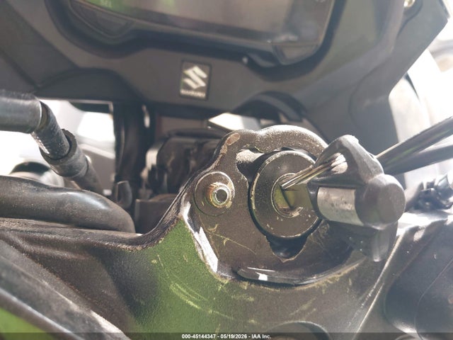 Suzuki GSX250R 2018 LC6DN11A0J1102308 Image 11