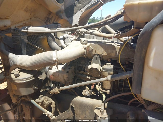45144387 :رقم المزاد ، 1FVHA6CV65LU59764 vin ، 2005 Freightliner Conventional Columbia مزاد بيع