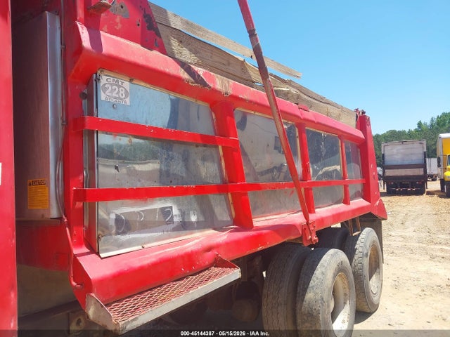 45144387 :رقم المزاد ، 1FVHA6CV65LU59764 vin ، 2005 Freightliner Conventional Columbia مزاد بيع