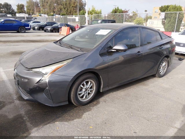 Toyota Prius Two 2018 JTDKBRFU0J3595420 Image 2
