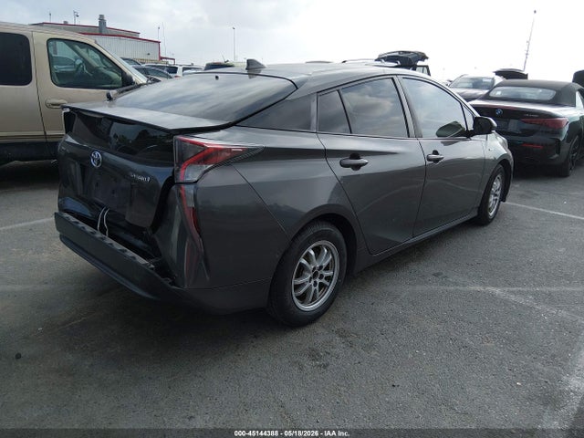 Toyota Prius Two 2018 JTDKBRFU0J3595420 Image 4