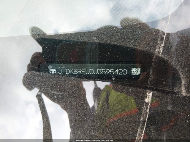 Toyota Prius Two 2018 JTDKBRFU0J3595420 Image 9