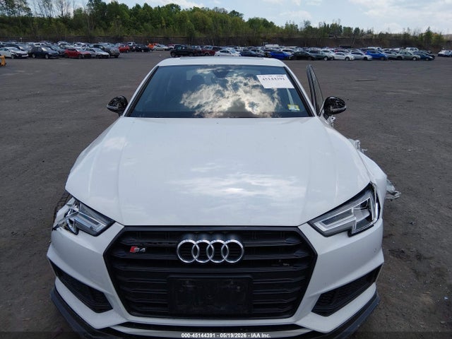 Продаж на аукціоні авто 2018 Audi S4 3.0t Premium Plus, vin: WAUB4AF43JA214339, номер лоту: 45144391