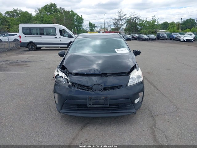 45144419 :رقم المزاد ، JTDKN3DU5F0431306 vin ، 2015 Toyota Prius Three مزاد بيع