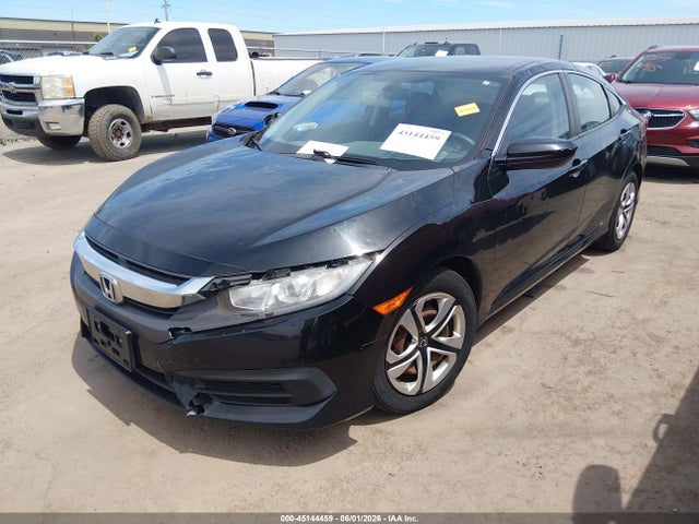 Продажа на аукционе авто 2017 Honda Civic Lx, vin: 19XFC2F5XHE008867, номер лота: 45144459