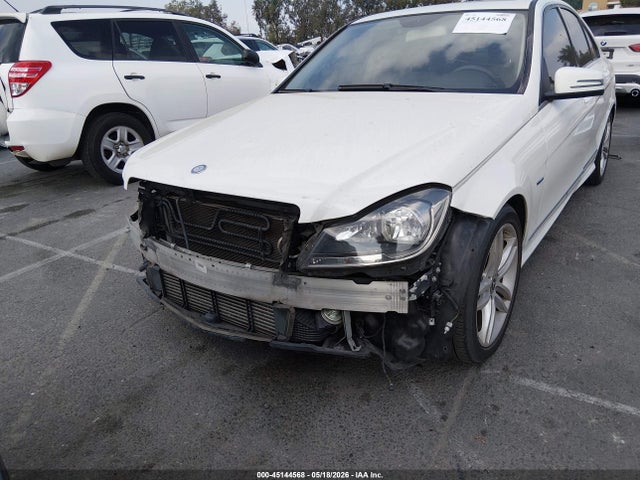 Продаж на аукціоні авто 2012 Mercedes-benz C 250 Luxury/sport, vin: WDDGF4HBXCA604055, номер лоту: 45144568