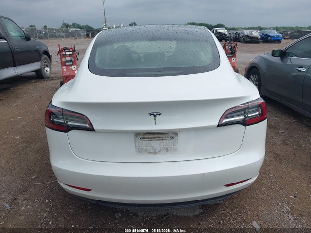 2021 Tesla Model 3 Standard Range Plus Rear-wheel Drive მანქანა იყიდება აუქციონზე, vin: 5YJ3E1EA9MF871895, აუქციონის ნომერი: 45144576