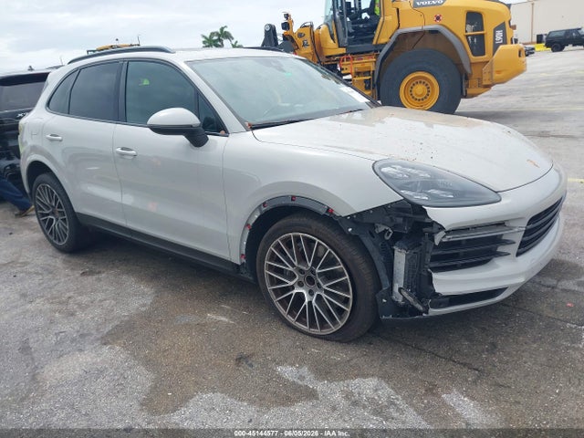 45144577 :رقم المزاد ، WP1AA2AYXMDA00635 vin ، 2021 Porsche Cayenne مزاد بيع