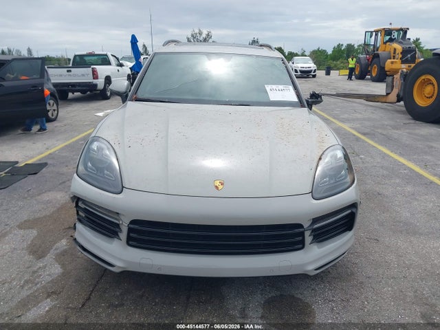 45144577 :رقم المزاد ، WP1AA2AYXMDA00635 vin ، 2021 Porsche Cayenne مزاد بيع