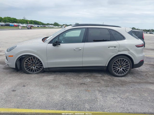 45144577 :رقم المزاد ، WP1AA2AYXMDA00635 vin ، 2021 Porsche Cayenne مزاد بيع