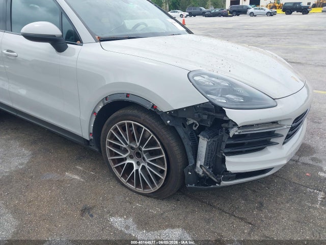 45144577 :رقم المزاد ، WP1AA2AYXMDA00635 vin ، 2021 Porsche Cayenne مزاد بيع