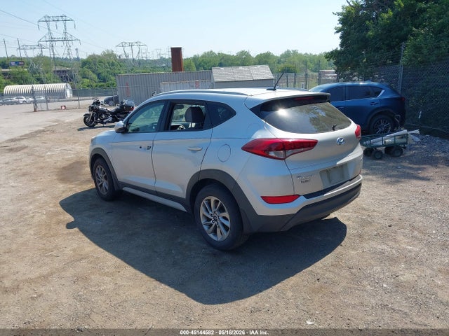 Hyundai TUCSON SE 2017 KM8J3CA40HU583281 Image 3