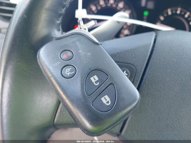 2010 Lexus Is 250c მანქანა იყიდება აუქციონზე, vin: JTHFF2C26A2509726, აუქციონის ნომერი: 45144583