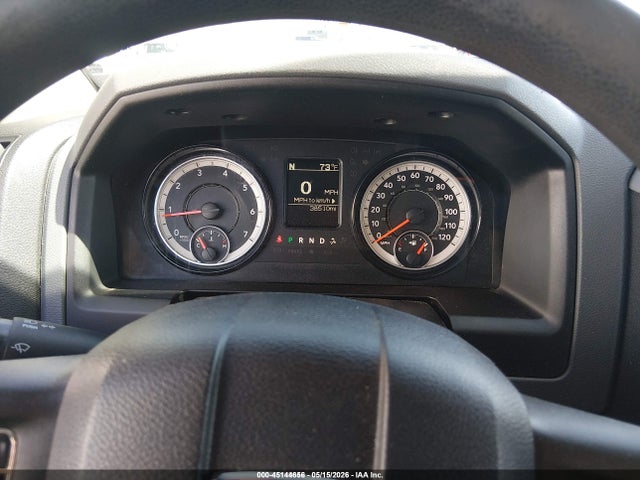 2018 Ram 1500 Tradesman  4x4 5'7 Box მანქანა იყიდება აუქციონზე, vin: 1C6RR7KG3JS318983, აუქციონის ნომერი: 45144656