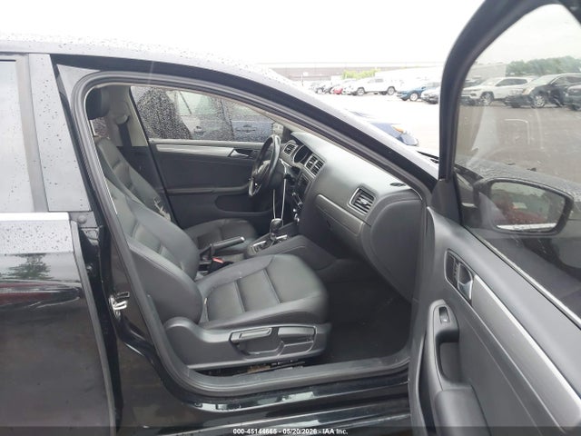 2017 Volkswagen Jetta 1.4t Se მანქანა იყიდება აუქციონზე, vin: 3VWDB7AJ6HM242261, აუქციონის ნომერი: 45144665