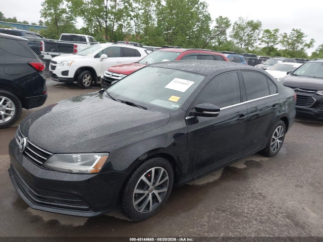 2017 Volkswagen Jetta 1.4t Se მანქანა იყიდება აუქციონზე, vin: 3VWDB7AJ6HM242261, აუქციონის ნომერი: 45144665