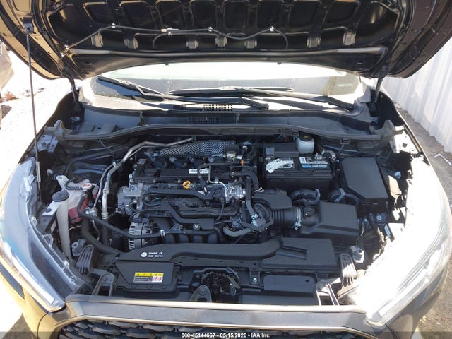 45144667 :رقم المزاد ، 7MUCAAAGXNV021542 vin ، 2022 Toyota Corolla Cross Le مزاد بيع