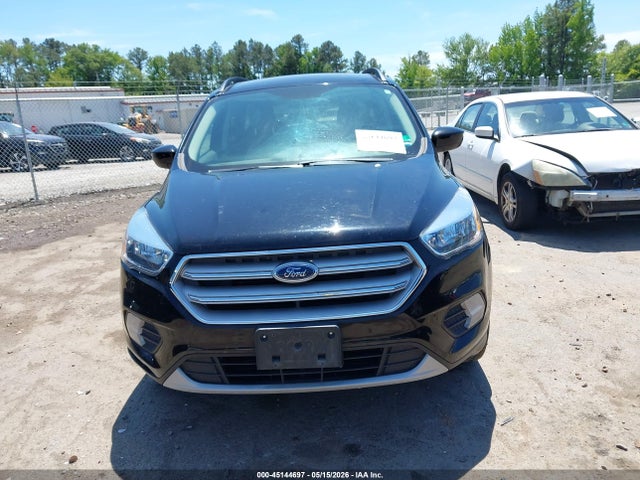 Продаж на аукціоні авто 2018 Ford Escape Se, vin: 1FMCU9GD2JUD15225, номер лоту: 45144697