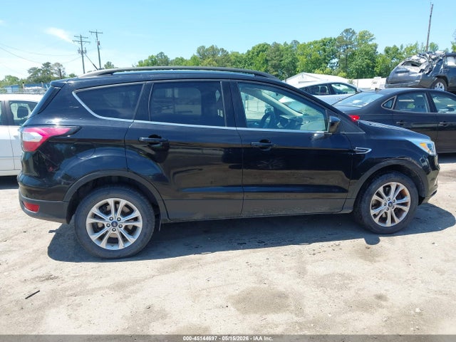 Продаж на аукціоні авто 2018 Ford Escape Se, vin: 1FMCU9GD2JUD15225, номер лоту: 45144697