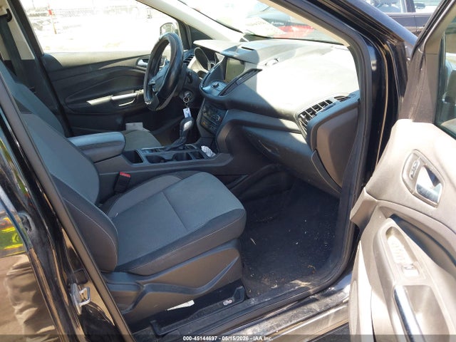 Продаж на аукціоні авто 2018 Ford Escape Se, vin: 1FMCU9GD2JUD15225, номер лоту: 45144697