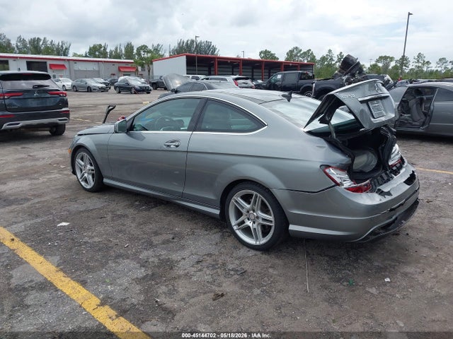Продажа на аукционе авто 2014 Mercedes-benz C 250, vin: WDDGJ4HB4EG282558, номер лота: 45144702