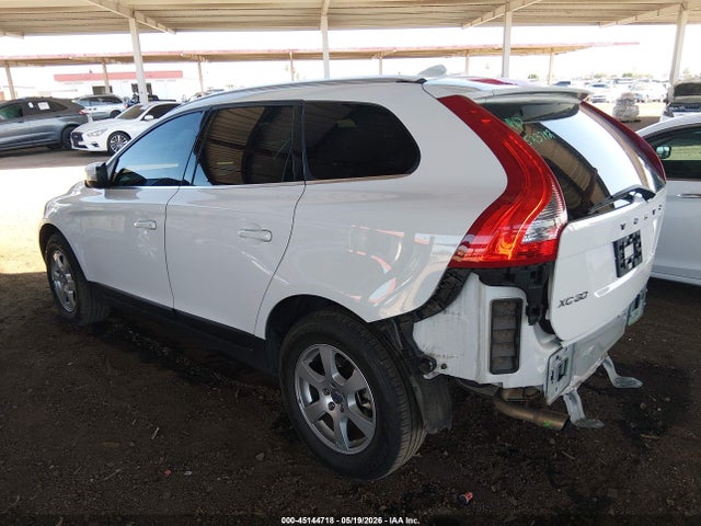 2011 Volvo Xc60 3.2 მანქანა იყიდება აუქციონზე, vin: YV4940DZ3B2195844, აუქციონის ნომერი: 45144718