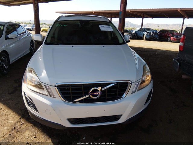 2011 Volvo Xc60 3.2 მანქანა იყიდება აუქციონზე, vin: YV4940DZ3B2195844, აუქციონის ნომერი: 45144718