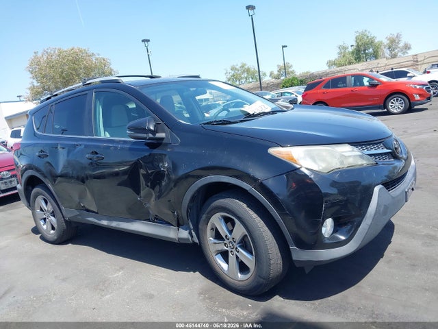 2T3WFREV3FW157883 Toyota Rav4 Xle