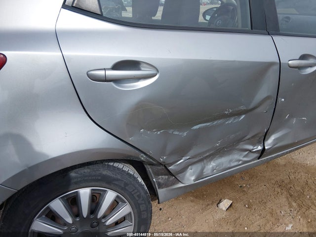Продажа на аукционе авто 2013 Mazda Mazda2 Sport, vin: JM1DE1KY8D0167823, номер лота: 45144819