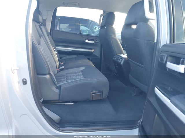 45144820 :رقم المزاد ، 5TFEY5F12MX292288 vin ، 2021 Toyota Tundra Sr5 مزاد بيع
