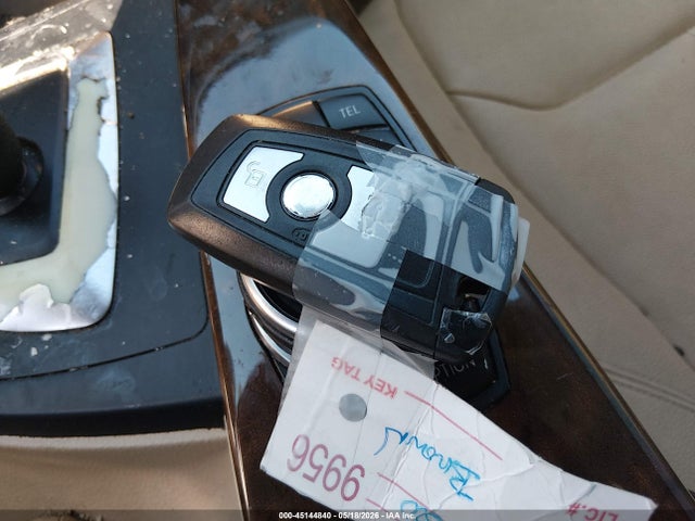 45144840 :رقم المزاد ، WBA3C3C51FK202563 vin ، 2015 Bmw 320i Xdrive مزاد بيع