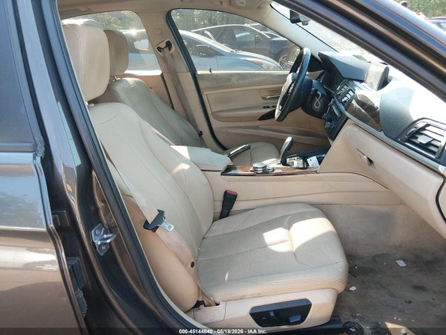 45144840 :رقم المزاد ، WBA3C3C51FK202563 vin ، 2015 Bmw 320i Xdrive مزاد بيع