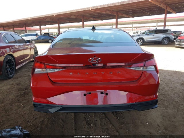 KMHLM4AG3PU371205 Hyundai ELANTRA SEL