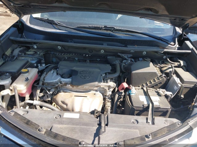 45144992 :رقم المزاد ، 2T3ZFREV0JW430803 vin ، 2018 Toyota Rav4 Le مزاد بيع