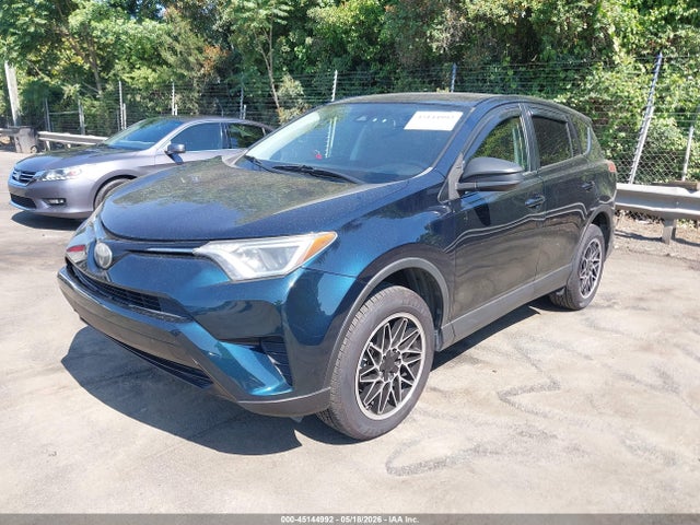 45144992 :رقم المزاد ، 2T3ZFREV0JW430803 vin ، 2018 Toyota Rav4 Le مزاد بيع